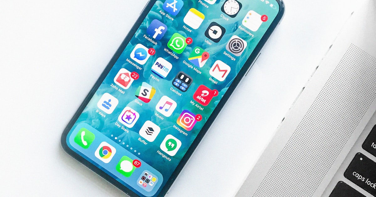 Back-to-school 2026: which certified iPhone for lycée, prépa or uni — budgets in €