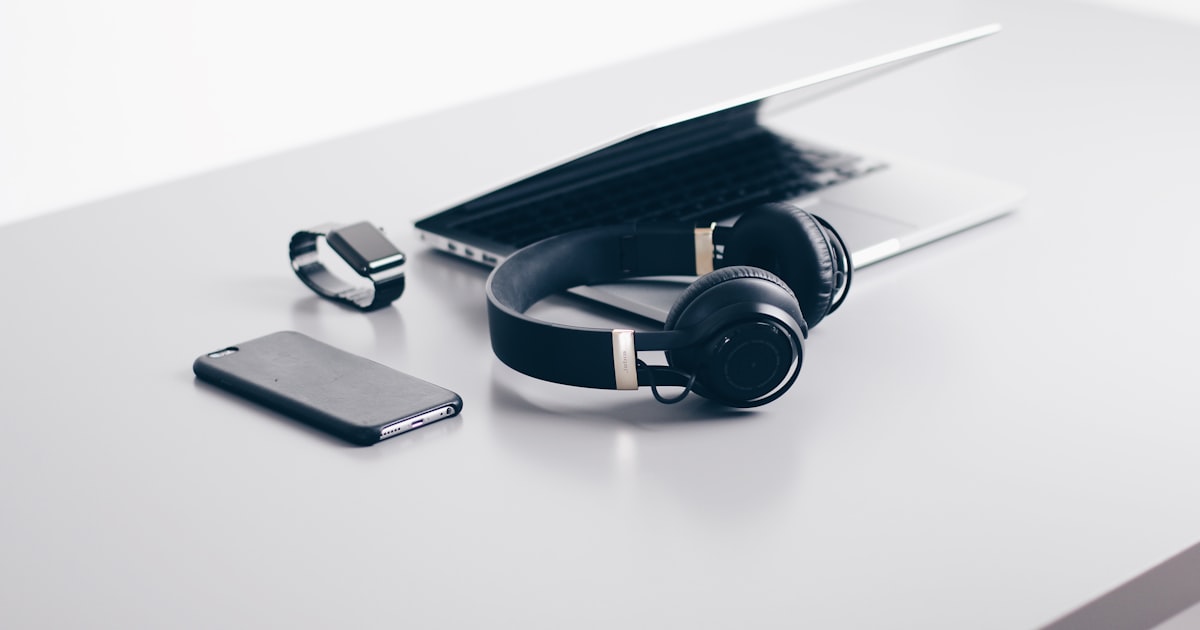 Rentrée : 5 indispensables tech (et l'iPhone au centre)